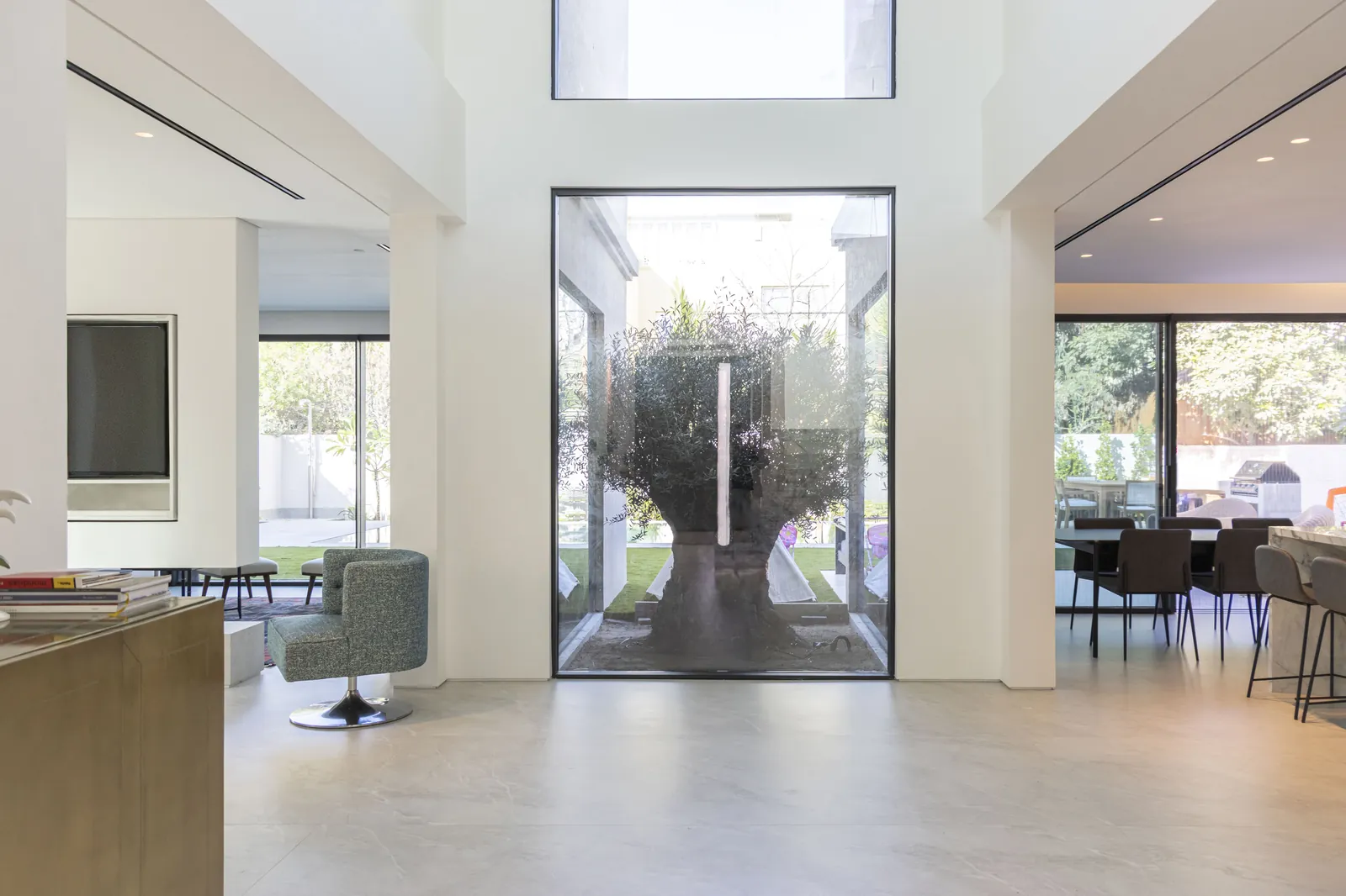 Maeen Private Villa, The Lakes — photo
