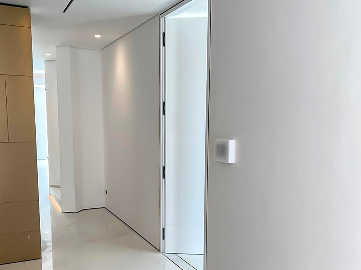 PALM GALLERY 15